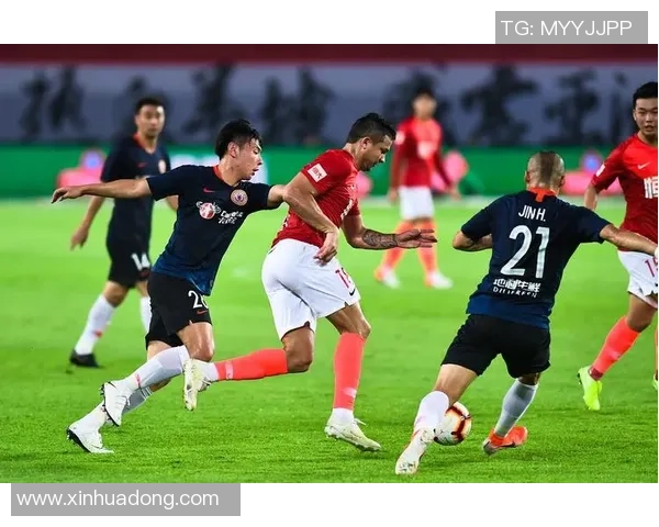 杭州篮球队以98分领跑世界锦标赛积分榜展现强劲实力